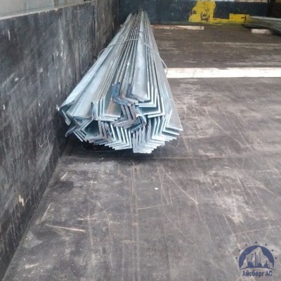 Уголок стальной равнополочный 100х100х14 мм С235 ГОСТ 8509-93 купить в Ялте